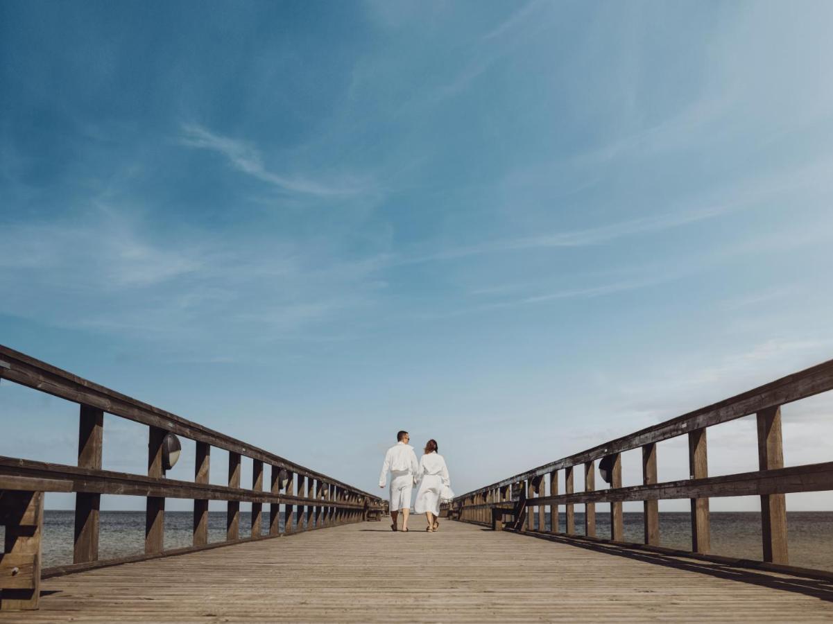 Ahus Seaside Hotel Luaran gambar